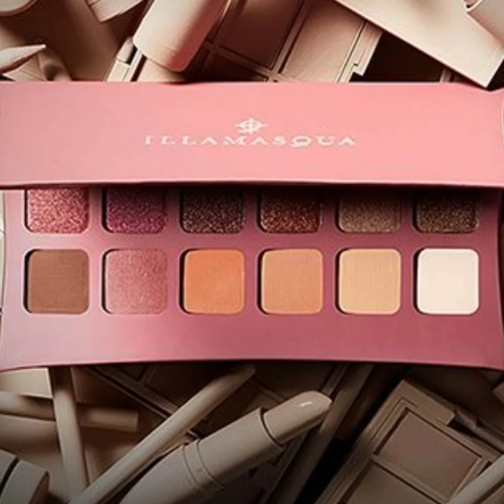 ILLAMASQUA Unveiled Artistry Palette